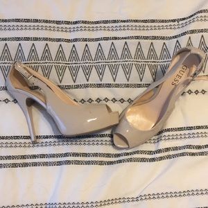 Guess heels size 7M